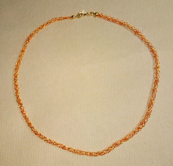 Draht-Kette in Orange und Gold