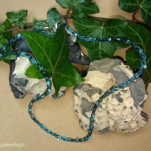 Draht-Halskette in Türkis