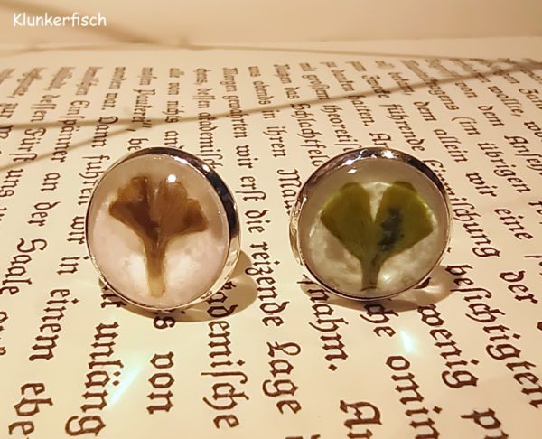 Anstecknadel / Brosche / Pin mit Gingko-Blatt – Bild 2
