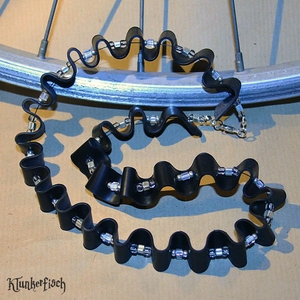 Halskette aus Fahrradschlauch *Berg und Tal*