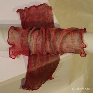 Handstulpen aus Seide in Weinrot mit Tupfen