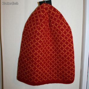 Rote Beanie-Mütze mit gelbem Karo-Muster