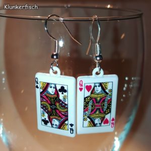 Ohrringe mit Spielkarten