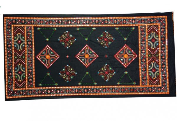Indisches Tuch aus Baumwolle mit Stickerei und Spiegelchen in Schwarz