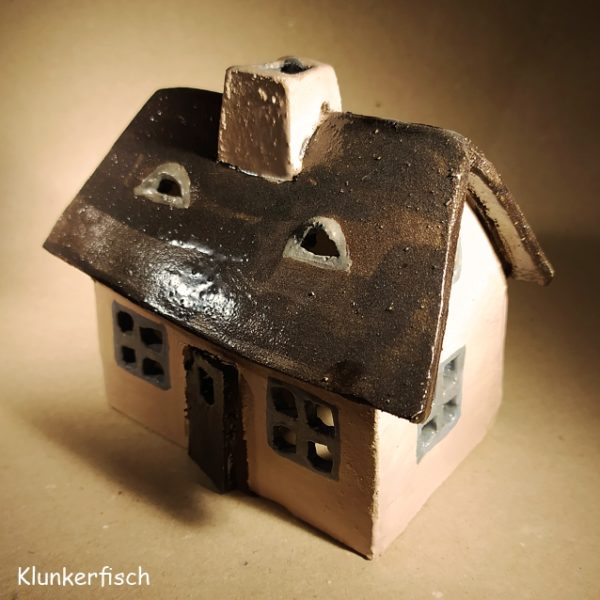 Keramik-Haus / Windlicht *Kleine Kate*