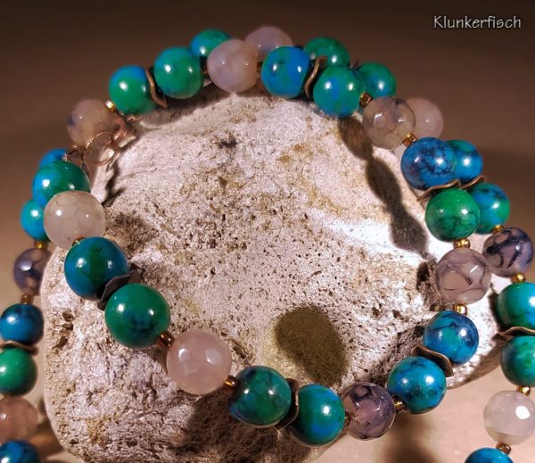 Halskette aus Chrysokoll- und Drachen-Achat-Perlen mit Kupfer-Elementen