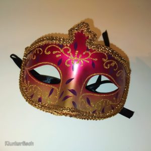 Venezianische Maske in Rot und Gold