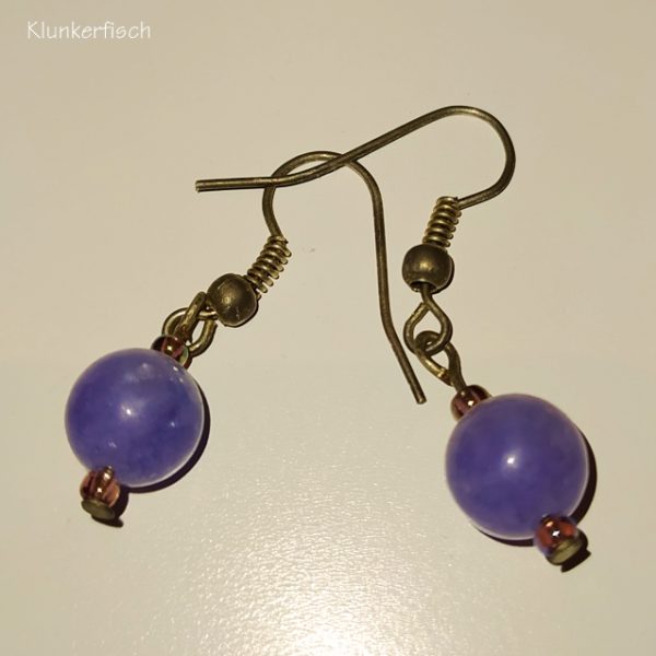 Ohrringe mit Amethyst-Perlen und kleinen Glasperlen